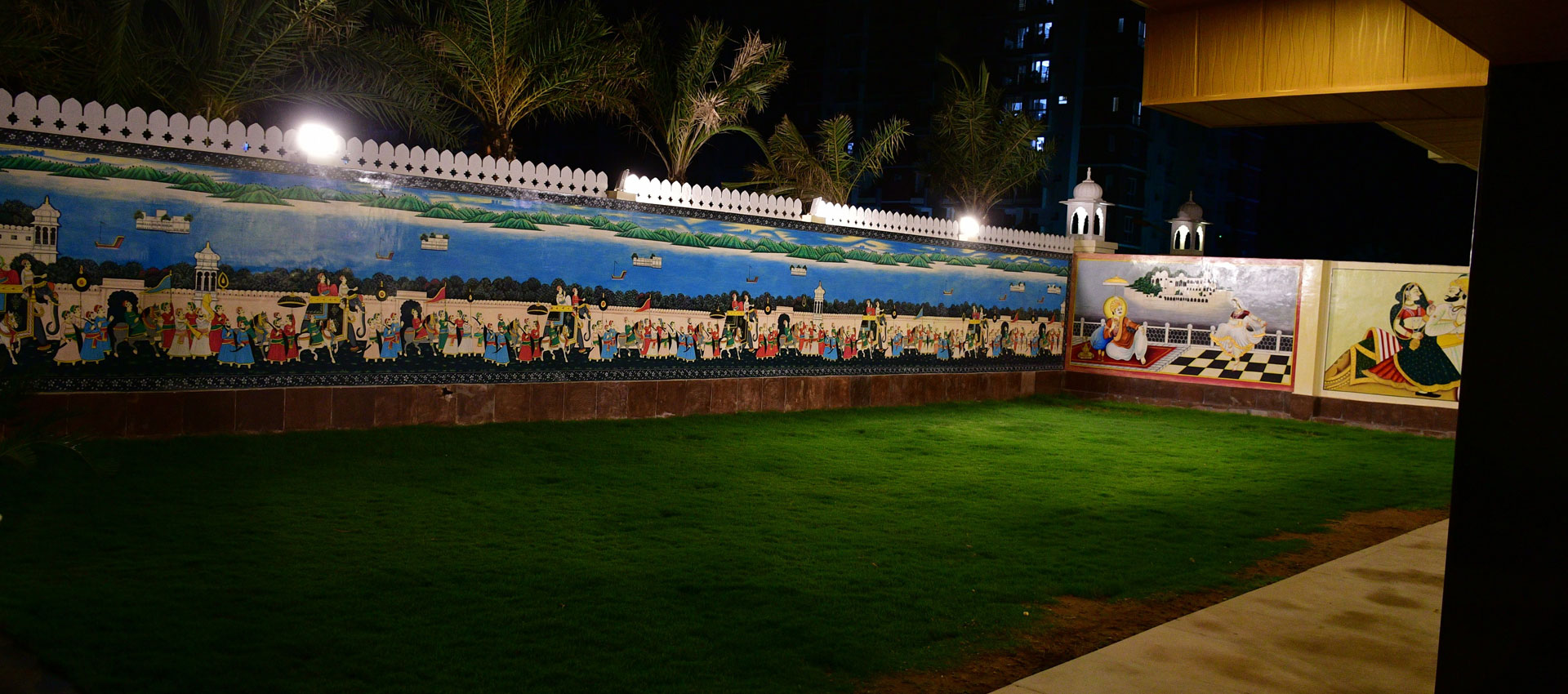 Hotel Grand Lotus Inn